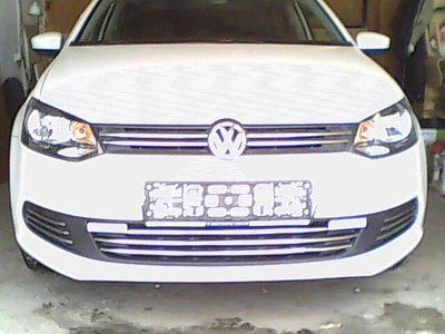 Дневные ходовые огни на VW Polo седан