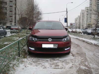 Дневные ходовые огни на VW Polo седан