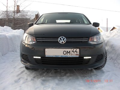 Дневные ходовые огни на VW Polo седан