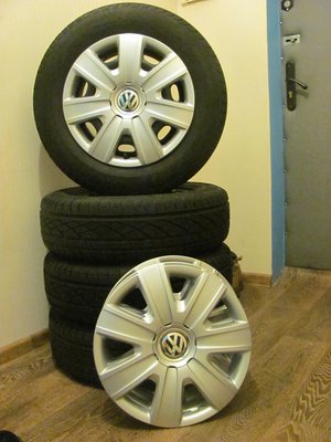 Продам штатные колеса тренд r14 ,диски и колпаки . Москва
