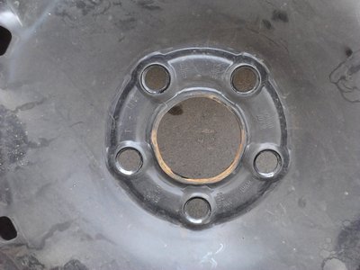 Продам оригинальные штампованные диски R14+резина