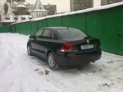 Продам Polo sedan черный Москва