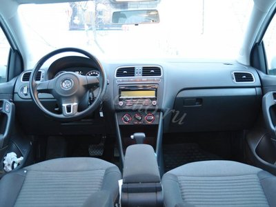 VW Polo V, 5 дв., 1390 см³, 85 л.с., 7-DSG, 550 т.р., Москва