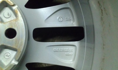 Продаю колёса зимние R15 5/100 Estrada VW Polo Оригинал