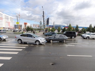 ОД Гольфстрим попал на моем авто в ДТП. Нужна консультация!