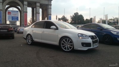 Москва. Продам VW Jetta 2010 [Пробег 110 000, 1.6 АТ]