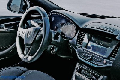 Может новая Opel Astra (2010) или СТАРАЯ ?