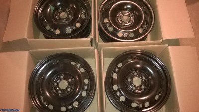 Продам штампы + колпаки с поло седан R15