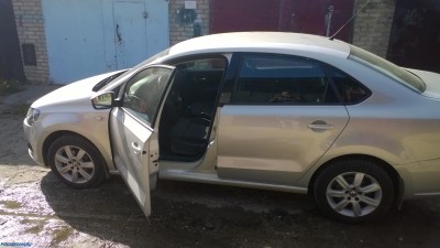 Продам поло седан 2011 года, Highline + премиум