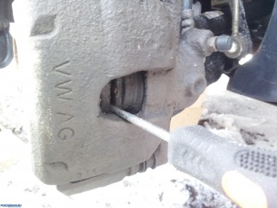 Фотоотчет по замене тормозных колодок на суппортах VW AG