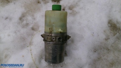 Продаю насос ГУР всборе с бачком