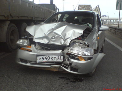 VW Polo Sedan vs. Chevrolet  AVEO sedan