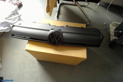 [Продаю] Решетка радиатора + реснички VW Polo Black Матовые
