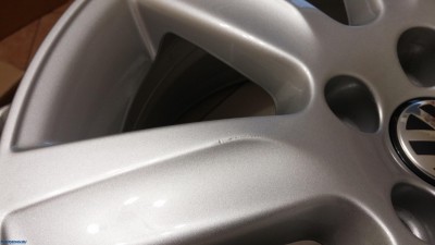 ПРОДАМ оригинальные диски 15'' 6RU 601 025 2ШТ.