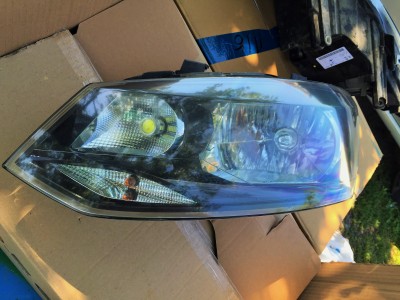 IMG_0426.JPG Продам сток фары Polo Sedan.