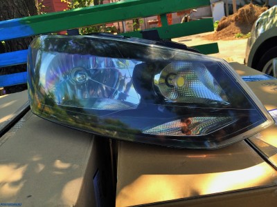 IMG_0427.JPG Продам сток фары Polo Sedan.