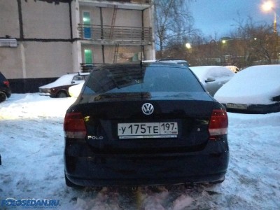 [Москва] Продам Поло (чёрный) 2012г.в. 1.6л. 105л.с.