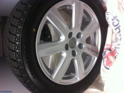 Москва Продам Колесо R-15, резина 195-55-15 Bridgestone