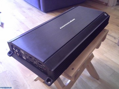 Продам усилитель lightning audio l-4300
