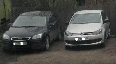 Ford Focus II vs VW Polo Sedan