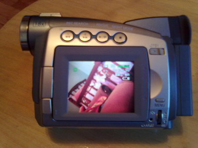 24052011290.jpg продам видеокамеру Canon MV700 за 3900 руб. Санкт-Петербург