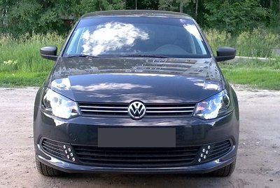 Дневные ходовые огни на VW Polo седан