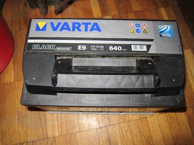 Продаю АКБ аккумулятор VARTA 70 А/Ч 2000 руб Москва