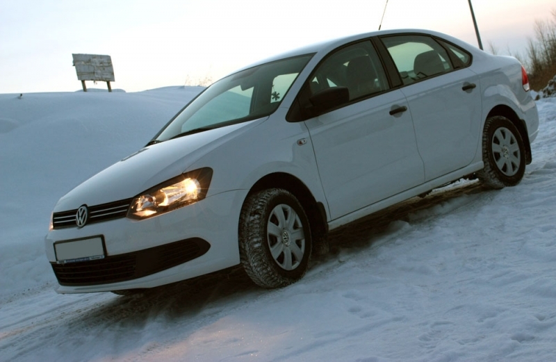 VW POLO Sedan