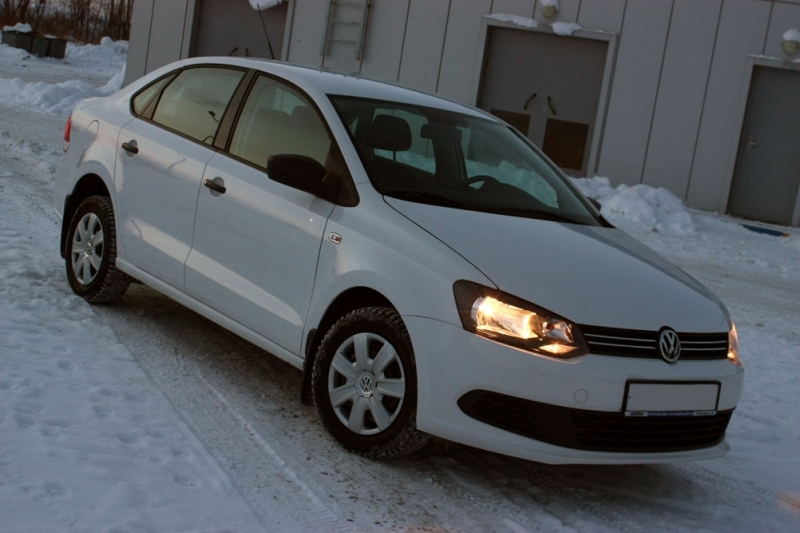 VW POLO Sedan