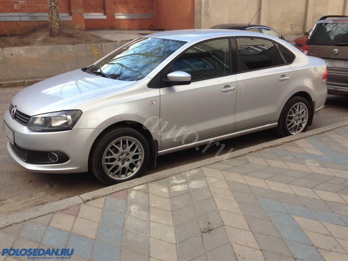Продам POLO SEDAN 1.6 MT Highline + премиум. (Воронеж)